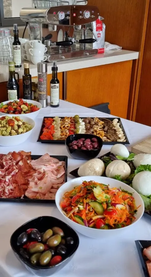 Buffet brunch